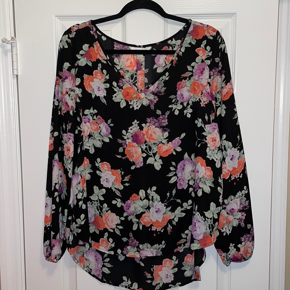 High- Low floral print blouse.